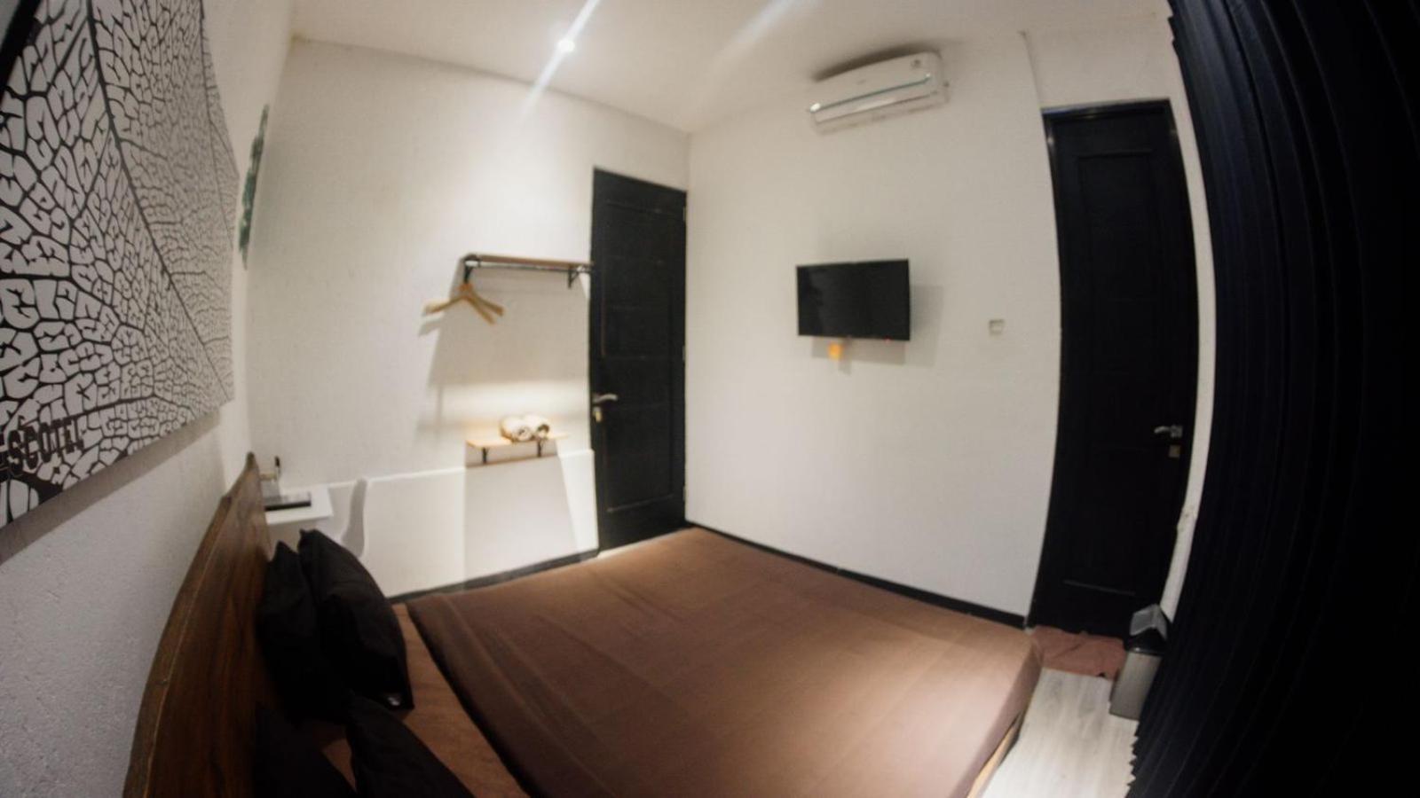 Escotel Tempekan Guest House Canggu  Ngoại thất bức ảnh